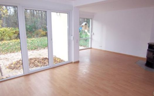 (4257) Zehlendorf/<br>Nähe Heinrich-Laehr-Park-<br>Einfamilienhaus mit Kamin u.Garage!
