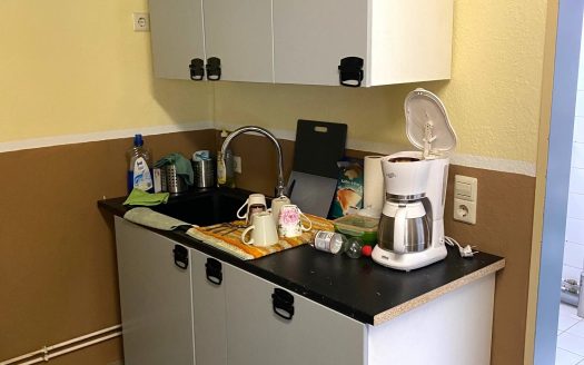 Alt-Hohenschönhausen/ Gewerberäume-Ladenlokal mit 20 m Schaufenster (vielseitig nutzbar)