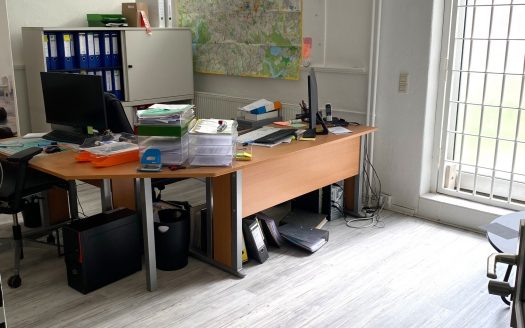 Alt-Hohenschönhausen/ Gewerberäume-Ladenlokal mit 20 m Schaufenster (vielseitig nutzbar)