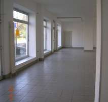 (6338) Alt-Hohenschönhausen/ Gewerberäume-Ladenlokal mit 20 m Schaufenster (vielseitig nutzbar)