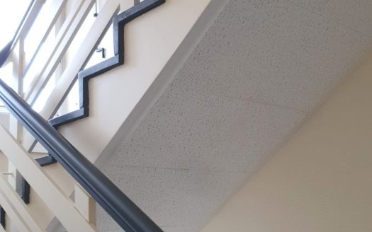 – LANKWITZ-GRÜNLAGE/ Bezugsfrei Eigentumswohnung mit Balkon (möbliert- Airbnb geeignet)-