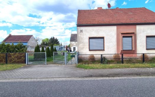 -Spreenhagen/ Einfamilienhaus mit Keller u.Garage + sep.Bauland (Eigentümerwohnrecht erwünscht)-