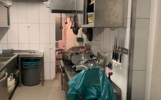 Kiezlage/ Pizzeria inkl.Inventar + 2 Zimmer Wohnung sucht Nachfolger
