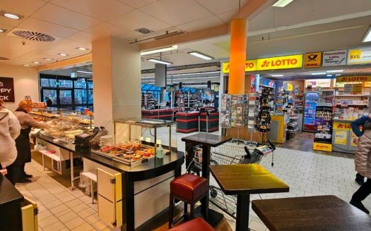 Wittenau/ Bäckerei-Café im Einkaufszentrum, inkl. Inventar und Ausstattung sucht Nachfolger