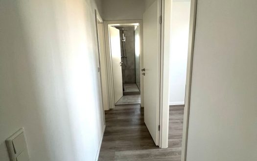 Heiligensee/ Wohnen im Grünen – Bezugsfreie Doppelhaushälfte mit Keller, Garage u.Pool (neu saniert)