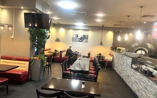 – Nähe U/S-Bahn Hermannstr./ Restaurant inkl. Ausstattung u.Inventar im Neuköllner Kiez abzugeben-