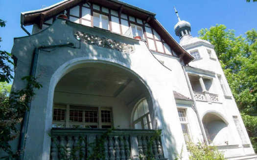 Grunewald / Gründerzeitvilla mit 7 Einheiten und Seezugang zum Königssee (bereits aufgeteilt)