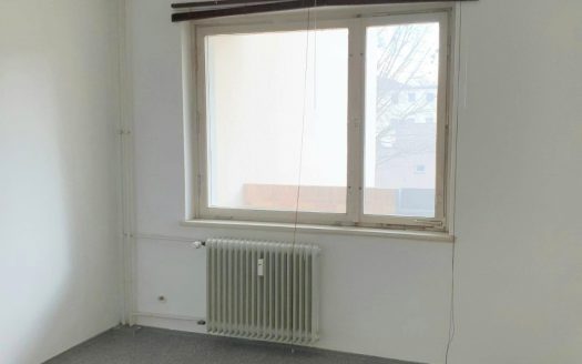 LANKWITZ-GRÜNLAGE/ Bezugsfrei Eigentumswohnung mit Balkon (für Anleger oder Selbstnutzer)