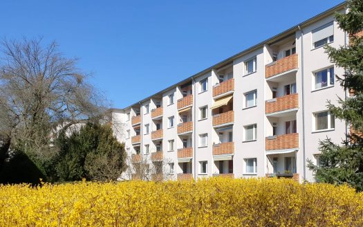 – LANKWITZ-GRÜNLAGE/ Bezugsfrei Eigentumswohnung mit Balkon (möbliert- Airbnb geeignet)-