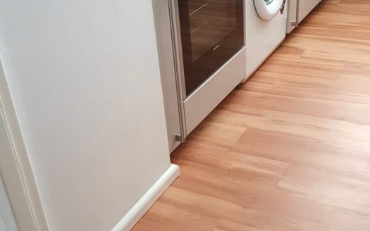 – LANKWITZ-GRÜNLAGE/ Bezugsfrei Eigentumswohnung mit Balkon (möbliert- Airbnb geeignet)-