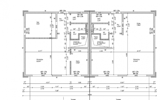 Spandau-Staaken / Doppelhaushälfte mit guter Schnitt im erweiterten Rohbau
