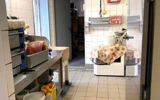 Nähe U8-Franz-Neumann-Pl./ Gewerbeimmobilie-Restaurant inkl.Grst. (Eigentum)