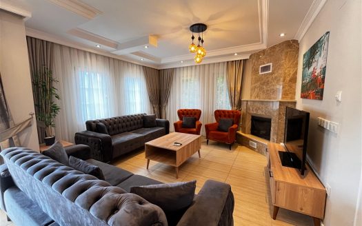 Alanya-Incekum/  Traumvilla mit Garten & Meerblick