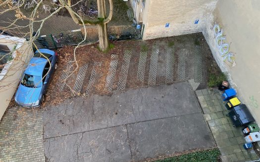 Berlin-Moabit/ Wohn-und Geschäftshaus mit Lift, Keller u.Kfz-Stellpl. (DG-Ausbaupotenzial)