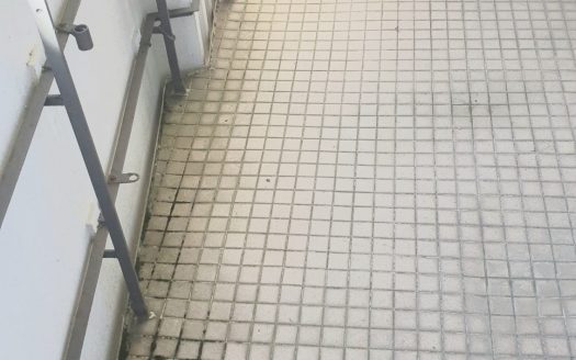 -Nähe FU-Gemeindepark/ Bezugsfreie Wohnung mit Balkon, Wannenbad, Stellplatz (WG-Tauglich)-