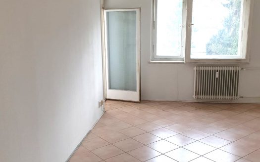 LANKWITZ-GRÜNLAGE/ Bezugsfreie Eigentumswohnung mit Balkon (ab sofort)