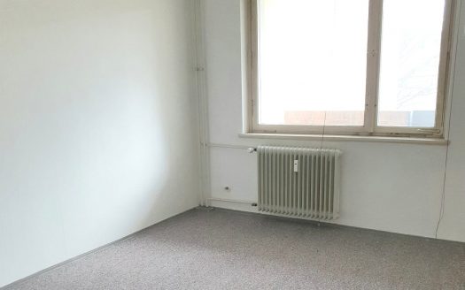 LANKWITZ-GRÜNLAGE/ Bezugsfreie Eigentumswohnung mit Balkon (ab sofort)