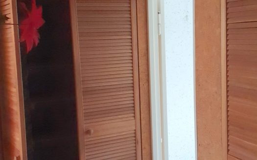 -Nähe FU-Gemeindepark/ Bezugsfreie Wohnung mit Balkon, Wannenbad, Stellplatz (WG-Tauglich)-