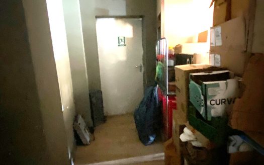 – Dönerladen im Kreuzberger Kiez inkl.Ausstattung abzugeben (Ablöse erforderlich)