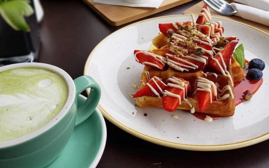Mitte-Eiscafé & Waffelladen nahe Hackescher Markt inkl.Inventar abzugeben