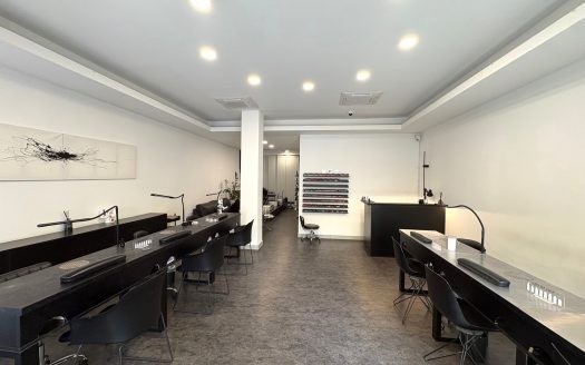 Nagel-/Kosmetik-/Friseurstudio Nähe Adenauerplatz (Übernahmekosten erforderlich)