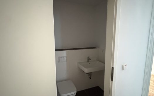 Attraktiver Gewerbeladen im Florakiez (geeignet für Friseur, Kosmetik, Einzelhandel, Büro, etc.)