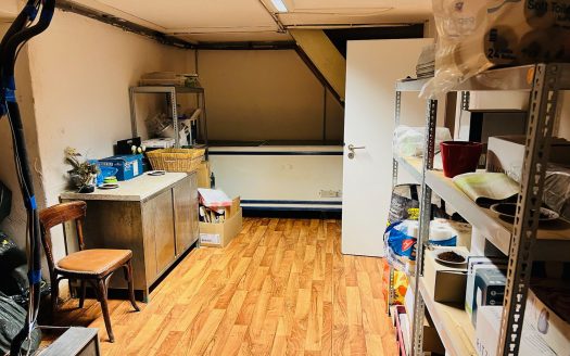 Gewerbefläche im EG in gefragter Kiezlage (geeignet für Gastro/Café/Büro/Praxis/Bar etc.)