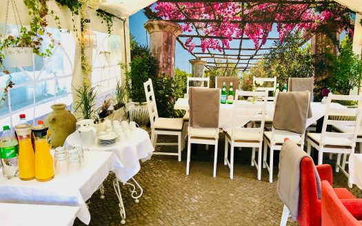 Gewerbefläche im EG in gefragter Kiezlage (geeignet für Gastro/Café/Büro/Praxis/Bar etc.)