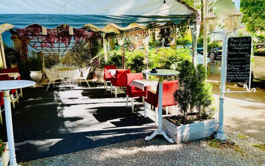 Gewerbefläche im EG in gefragter Kiezlage (geeignet für Gastro/Café/Büro/Praxis/Bar etc.)