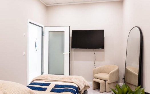 Bergmannkiez/ Top Gewerberäume im EG mit Schaufenster (Praxis mit 3 Behandlungsräumen)
